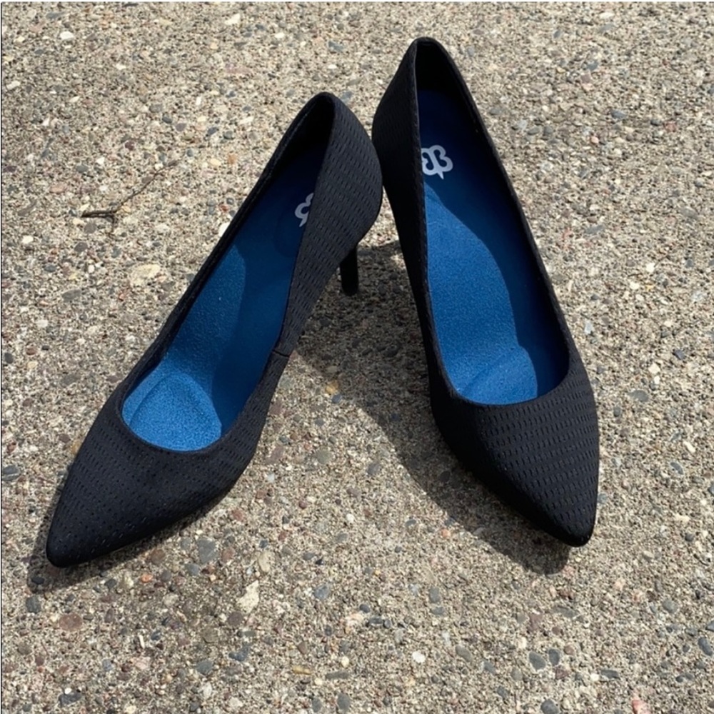 Betabrand Mile market heels
